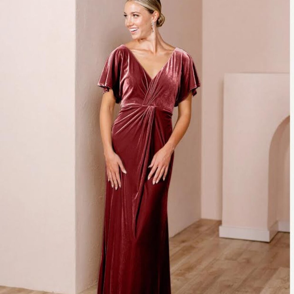 Revelry Gwen Velvet Dress in Romantic Rose